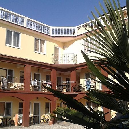 Guest House Amra New Athos Esterno foto